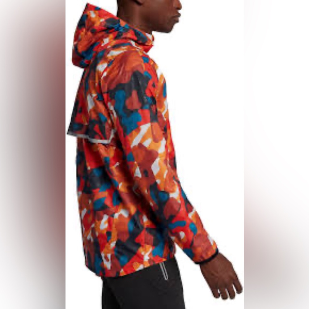 Nike Men’s Running Windbreaker - small